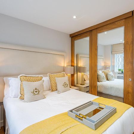Modern 2Bd Knightsbridge Ground Floor Apartment With Ac Opposite Harrods London Exterior photo